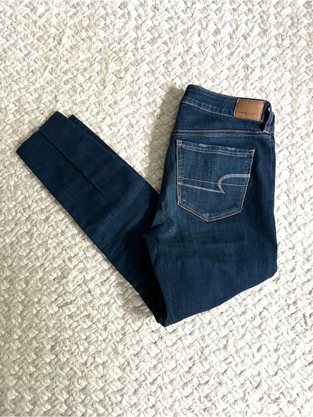 American Eagle Outfitters Dark Indigo Hi-Rise Jegging With Distressed Detail, 6